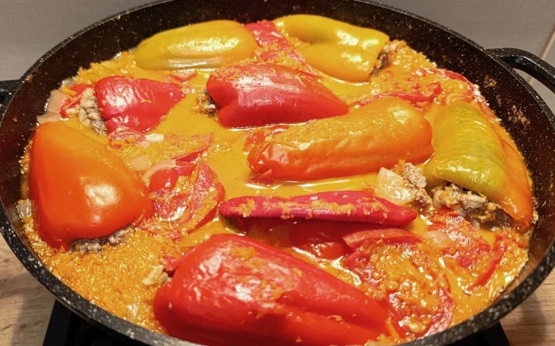 Фаршированный перец с перловкой и фаршем